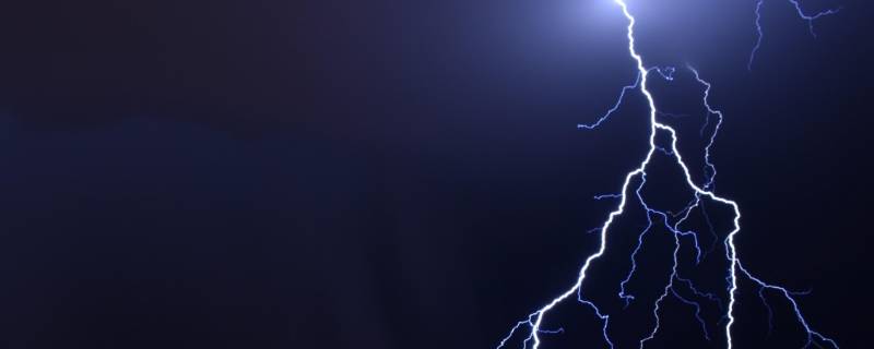 静电几万伏为什么不伤人（5万伏的静电对人体有生命危险吗）