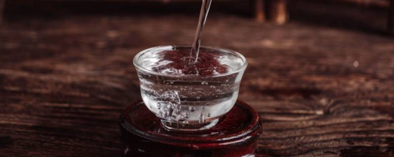 酒怎么开 铁罐啤酒怎么开