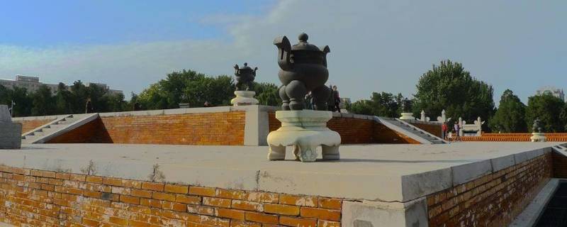 地坛是什么 史铁生的地坛是什么