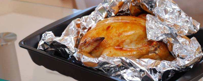 锡纸哪一面接触食材 锡纸哪面是放食物的