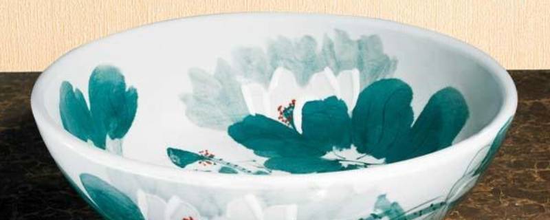 普通陶瓷可以放微波炉加热吗 陶瓷可以放到微波炉加热吗