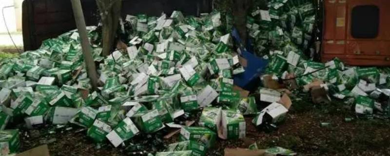 酒瓶粉碎后销往哪里（酒瓶粉碎后销往哪里多少钱一吨）