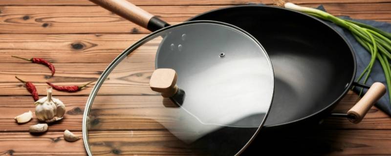 生铁锅裂开了一条缝怎么补救 生铁锅裂了怎么办