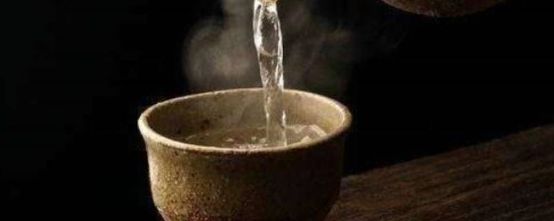 热酒与冷酒的区别 热酒和冷酒的度数的区别