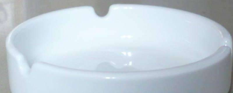 烟灰缸为什么不能倒水有什么说法 烟灰缸为什么不能倒水,有人知道吗