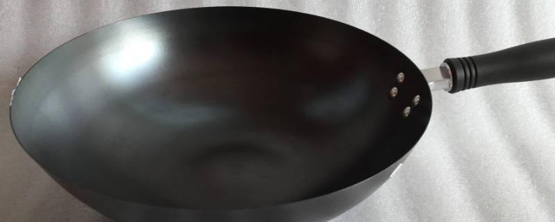 锅子烧焦了有什么办法可以清除 锅子烧焦了怎么弄