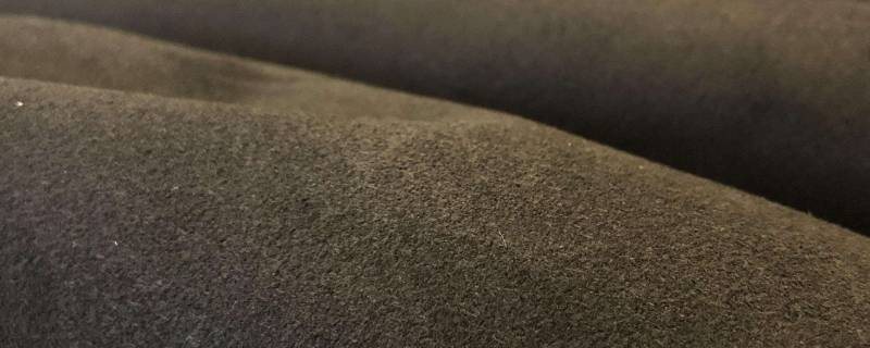 翻毛皮怎么清理（翻毛皮怎么清理灰尘）