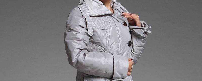 羽绒服可以水洗吗可以机洗吗（水洗棉羽绒服可以机洗吗）