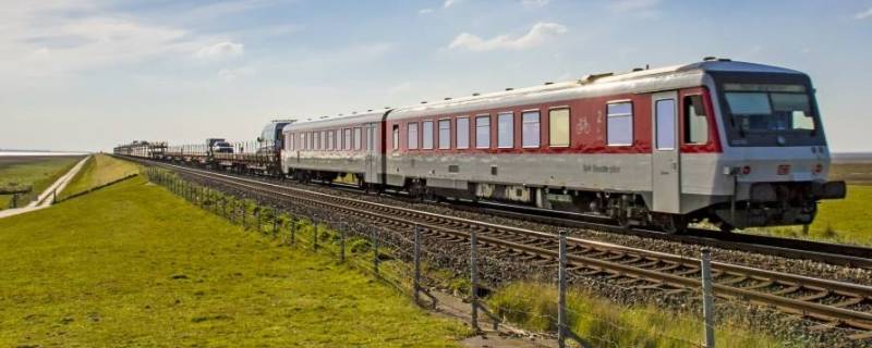 火车上有微波炉吗 微波炉可以坐火车吗