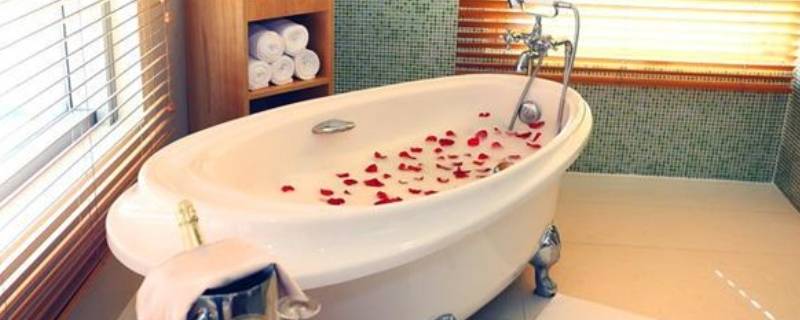 浴缸泡澡的正确方式 浴缸如何泡澡