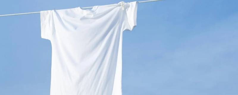 油污在衣服上怎么洗掉（衣服上的油渍怎么洗掉）