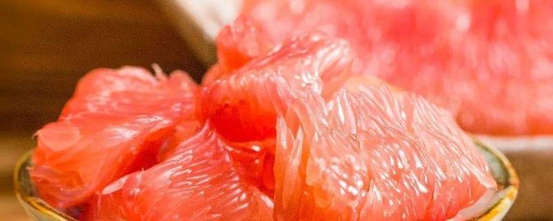 为什么柚子肉硬又干（柚子肉中间干硬是为什么）