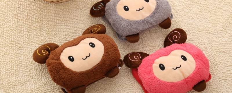 热水袋里面的液体是什么（充电热水袋里面的液体是什么）