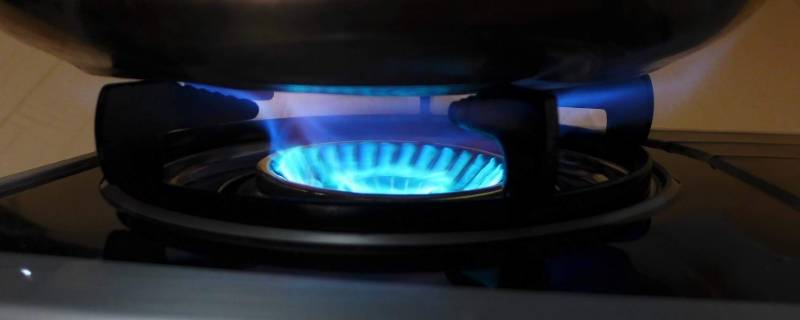 煤气灶出来的火黑灶怎样处理 煤气灶烧起来黑怎么办