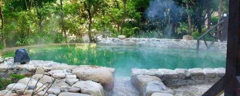 温泉怎么分辨人工还是天然的（温泉都是天然的吗）