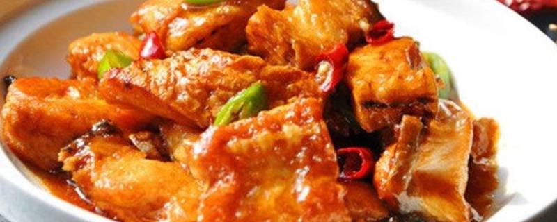 炸好的鱼块放冰箱冷藏还是冷冻（炸好的鱼块放冰箱冷藏还是冷冻呢）