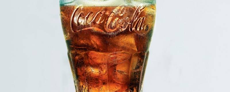 可乐能浇花吗 过期的可口可乐能浇花吗