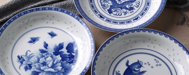 平时装菜的盘子能进烤箱吗 盘子可以直接放进烤箱吗