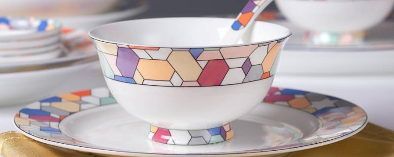 消毒后的餐饮具应保存在什么地方（消毒后的餐饮具应保存在什么地方呢）