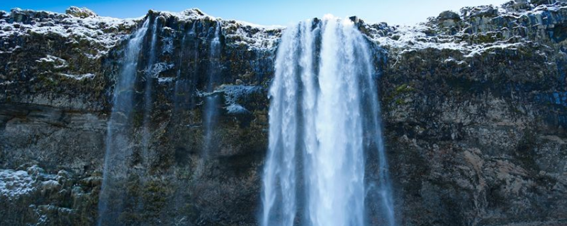 黄金瀑布是什么意思 黄金瀑布是什么梗