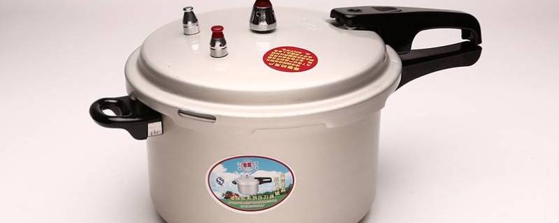 高压锅里面可以放碗蒸东西吗 碗可以直接放高压锅里蒸吗