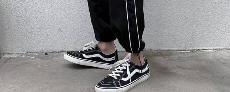 裤脚的收缩绳怎么绑 束脚裤的收缩绳怎么绑