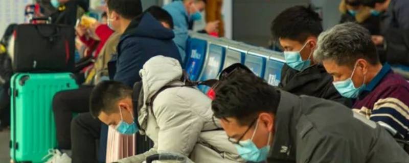 候车时应注意观察什么的位置（候车时应注意观察什么的位置消防知识）