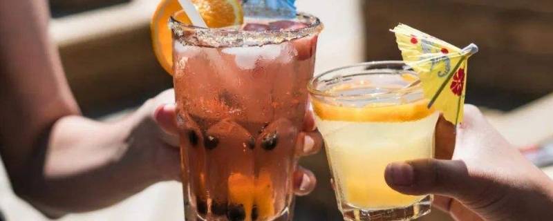 碳酸饮料冷冻后的状态取决于什么（碳酸饮料冷冻后的状态取决于什么情况）