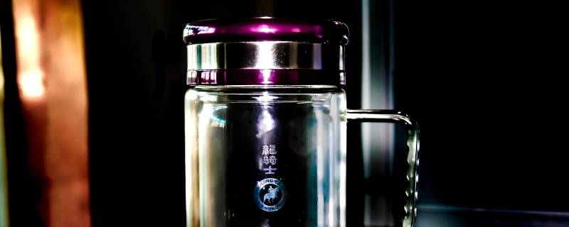 杯盖太紧拧不开怎么办（玻璃杯盖太紧拧不开怎么办）