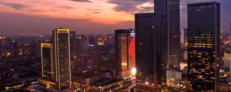 成都离哪个城市近（成都离哪个城市近有机场的）