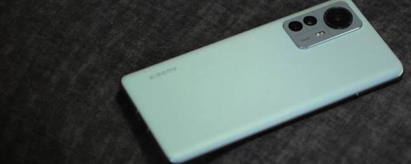 小米手机手电筒怎么放在桌面 小米手机如何把手电筒放在桌面