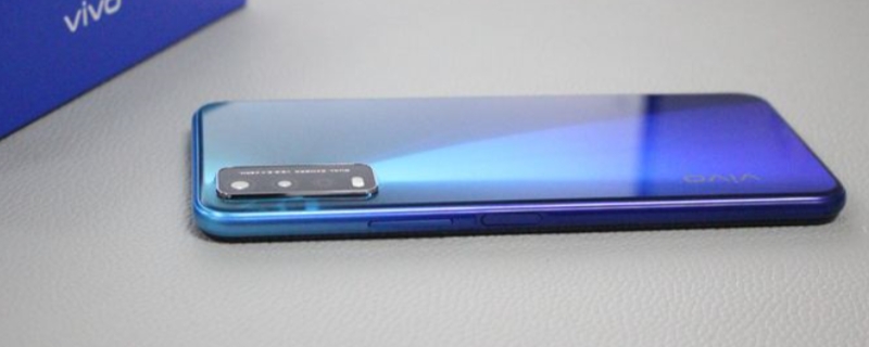 vivoy30是哪一年上市的（vivoy30什么时候上市的怎么样）