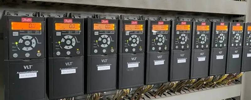 富凌变频器f3300是什么意思 富凌变频器e032