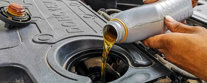 恒舰s5加多少机油（恒舰s5加多少机油合适）