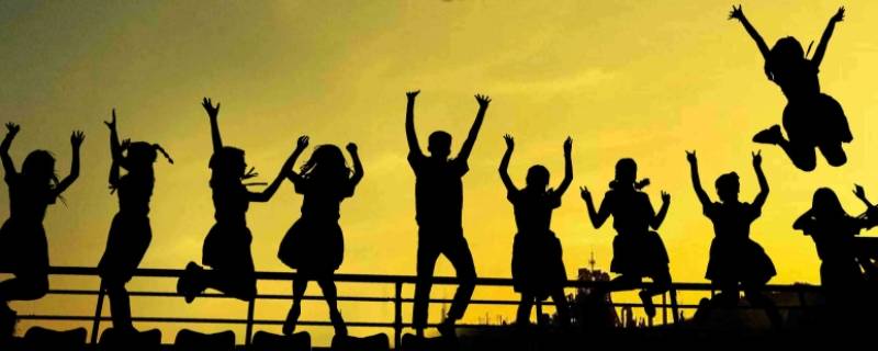 青春是一种什么排比句（青春是用来什么的排比句）