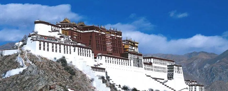 布达拉宫可以打伞吗 布达拉宫下雨能参观吗