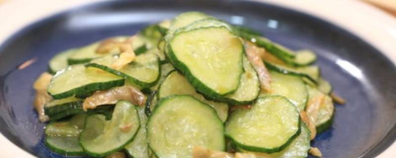 黄瓜怎么炒会缩起来（黄瓜怎么炒会缩起来呢）