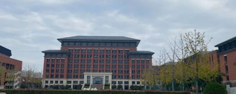 慈溪中学录取是发信息的吗（今年慈溪中学招收多少人）