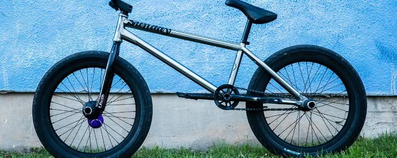 骑bmx为什么要站着骑（骑bmx为什么不能坐）