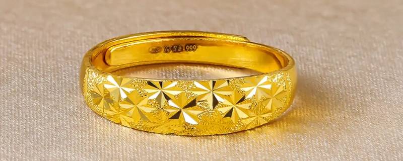 金戒指被石头砸到了会有损耗吗（金戒指被石头砸到了会有损耗吗）