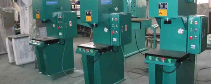 板厂单压机工人累吗（板厂单压机工人累吗累吗）