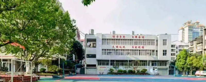 中考520分能上昆明女子中学吗（昆明520分左右的高中）