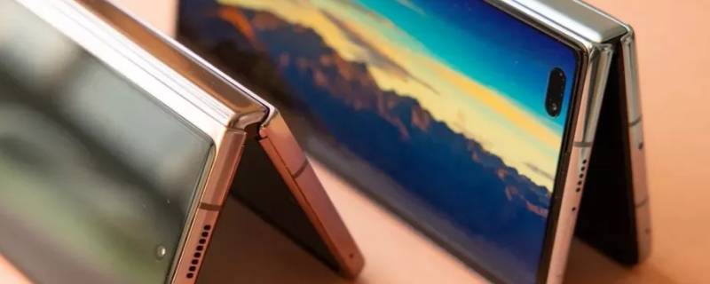 折叠屏手机状态栏如何唤出（折叠屏手机状态栏如何唤出设置）