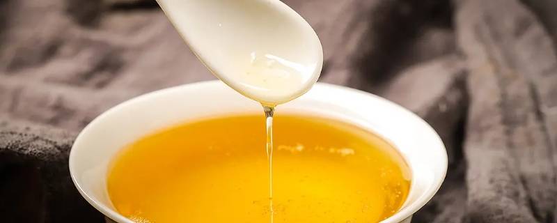 食用油蒸馏会得到什么（食用油能否用水蒸气蒸馏的方法提取）