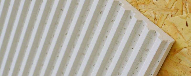 粘贴板粘歪了怎么办 粘钩贴歪了怎么办