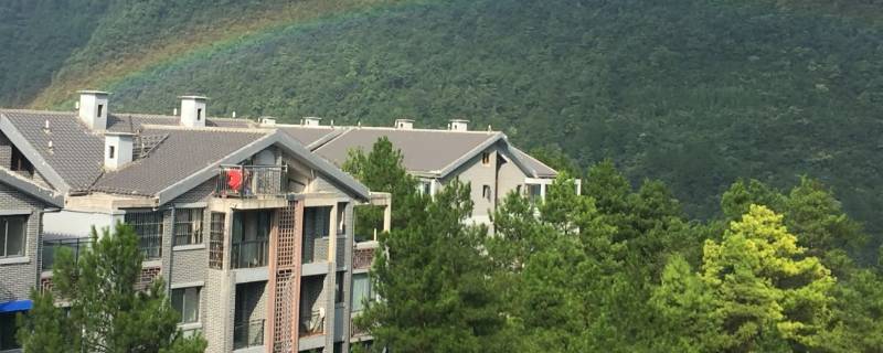 万盛汽车站到雍山谷要多少时间（万盛汽车站到雍山谷要多少时间到达）