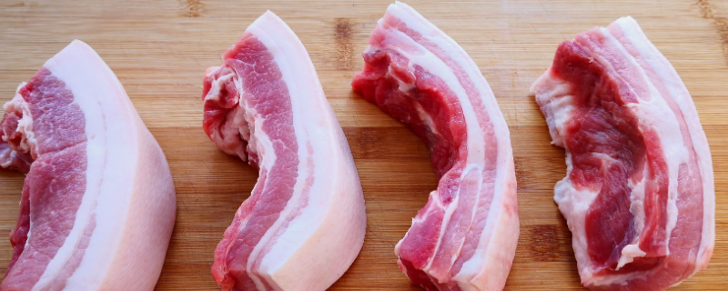 请问五花白色便宜还是绿色便宜