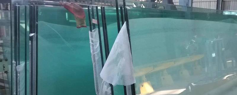 玻璃厂一般几月冷修（玻璃生产线几年冷修）
