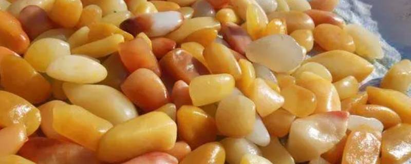 泥石和金丝玉混合的值钱吗 金丝玉和泥石的区别