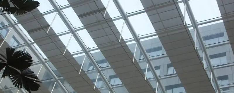 架一架45度角的棚顶怎么架（铁桥架45度弯怎么做）